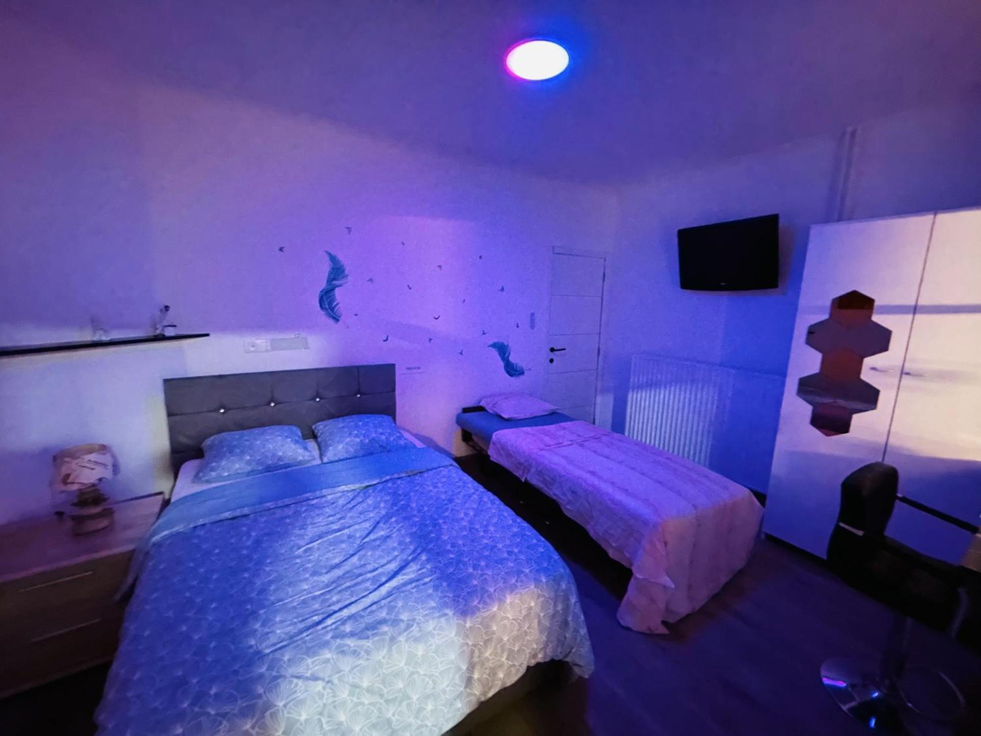 Cozy&Calm Room With Ensuite Heers Екстер'єр фото